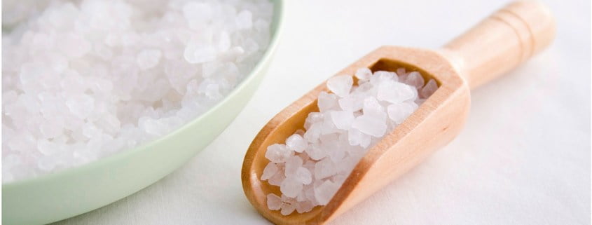 De ce este periculos consumul excesiv de sare? Exista sare sanatoasa?