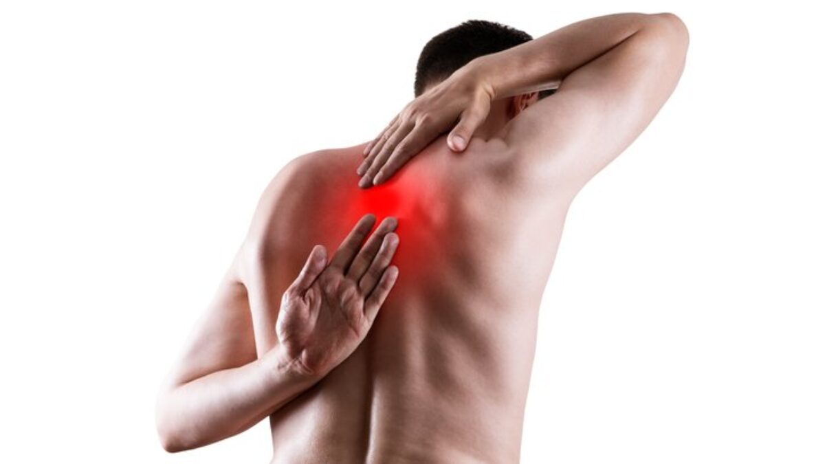 dureri severe de spate sub omoplați durere peste omoplatul drept din spate