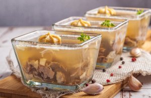 Îți place piftia sau răciturile? Iată cum se face și de ce ar trebui să o consumi pentru o sănătate de fier!