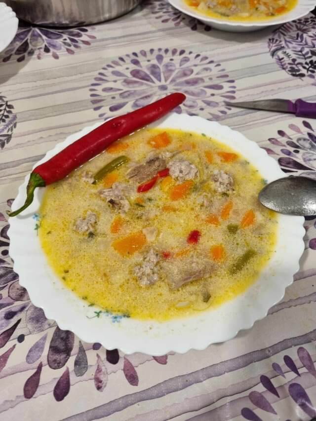 Ciorba de perișoare