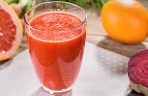Acest suc a fost dezvoltat pentru pacienții cu cancer, dar este și mai benefic dacă îl consumi zilnic, ca măsură preventivă!