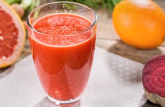 Acest suc a fost dezvoltat pentru pacienții cu cancer, dar este și mai benefic dacă îl consumi zilnic, ca măsură preventivă!